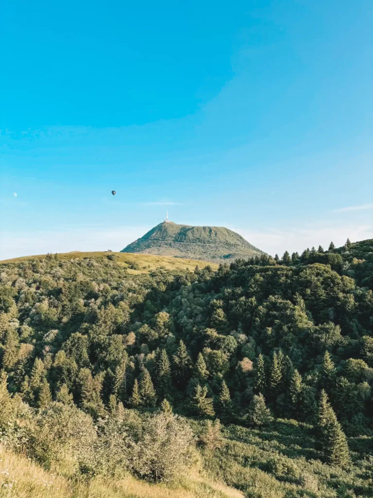 Puy-de-Dôme randonnée proche de l'hôtel le pariou